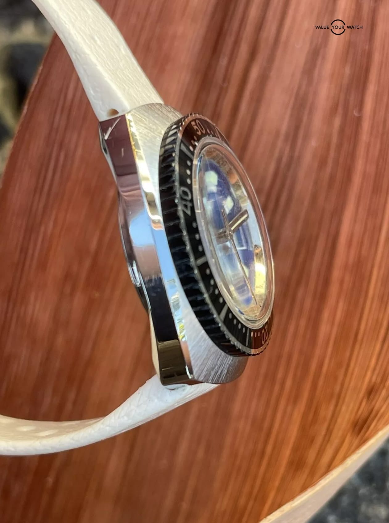 CORDURA Lady Sea Gull Diver Automatic Watch 17J Vintage SICURA WATCH Estate Sale - Image 3