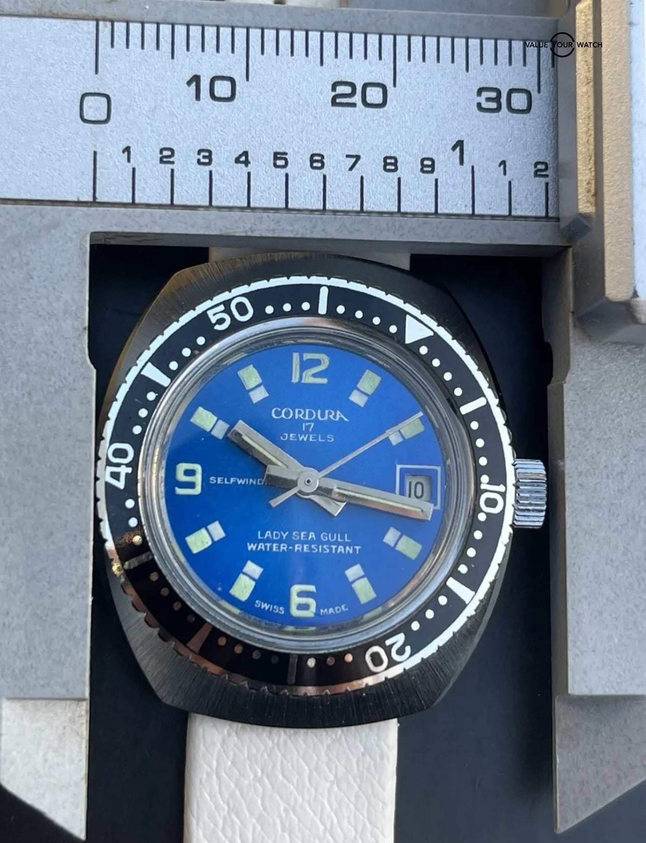 CORDURA Lady Sea Gull Diver Automatic Watch 17J Vintage SICURA WATCH Estate Sale - Image 11