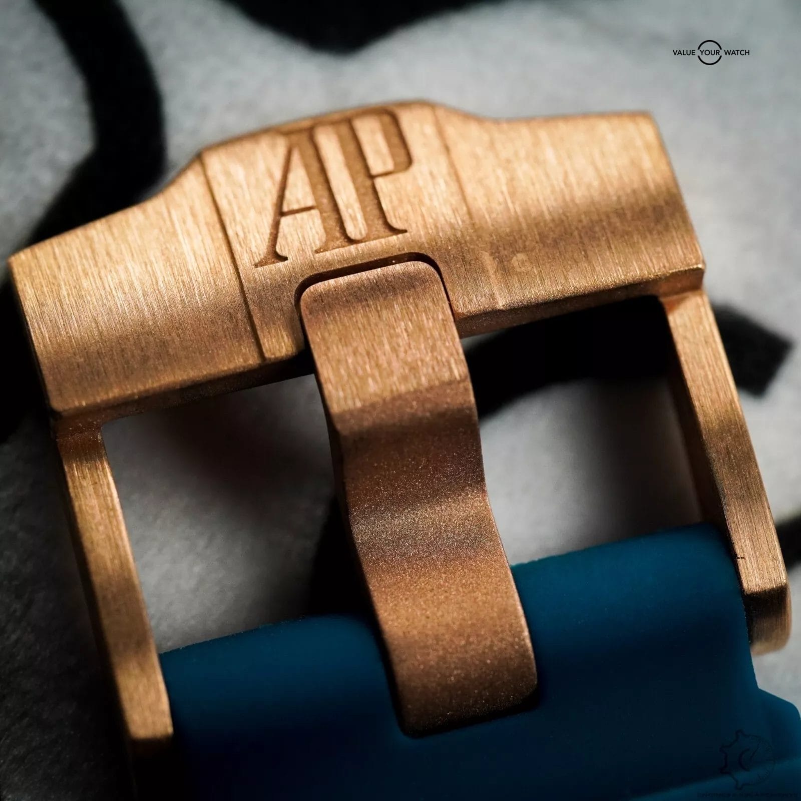 Audemars Piguet Royal Oak Offshore “Half Brick” Salmon Dial 42mm 26470OR.OO.A002 - Image 15