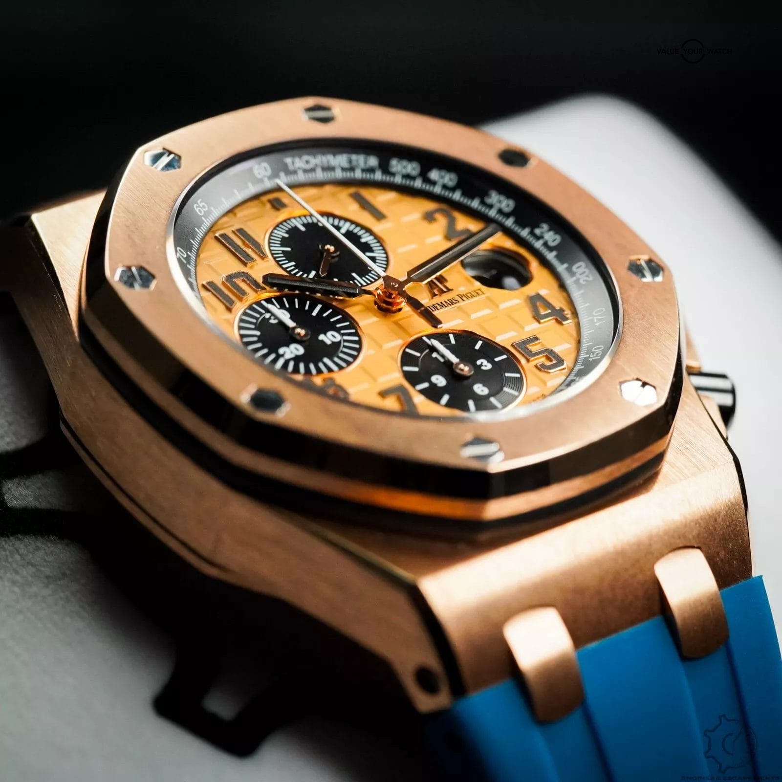Audemars Piguet Royal Oak Offshore “Half Brick” Salmon Dial 42mm 26470OR.OO.A002 - Image 4