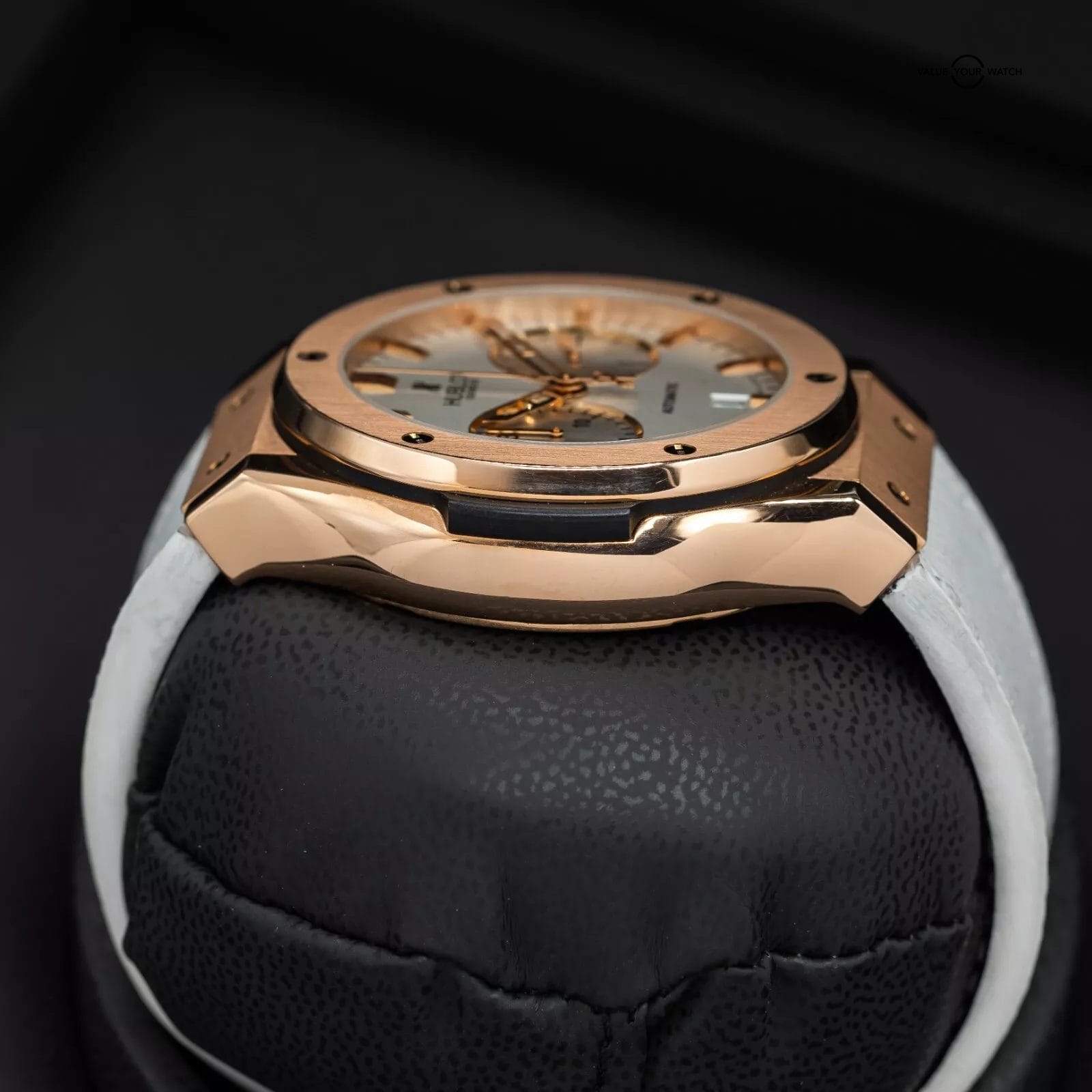 Hublot Classic Fusion White/Opaline in rose gold, 45mm full set w extra strap! - Image 10