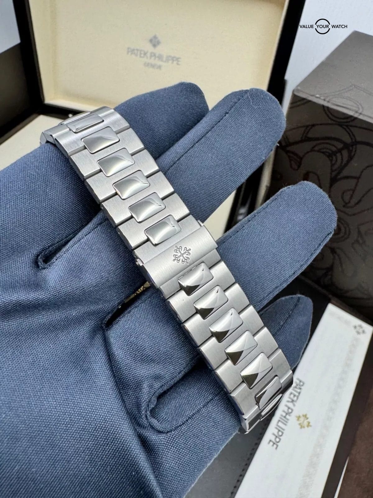 2018 MINT Box Papers Patek Philippe Nautilus Black Dial Steel Annual Calendar - Image 10