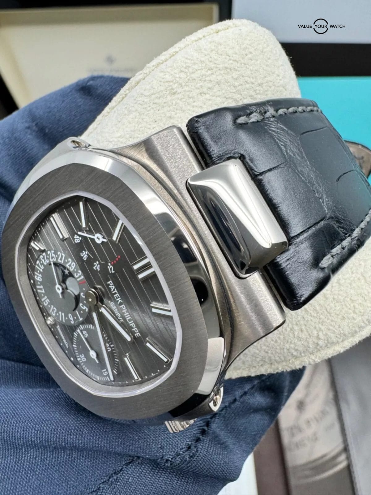 2020 Tiffany & Co. Stamped Patek Philippe Box Papers White Gold 5712G-001 - Image 4