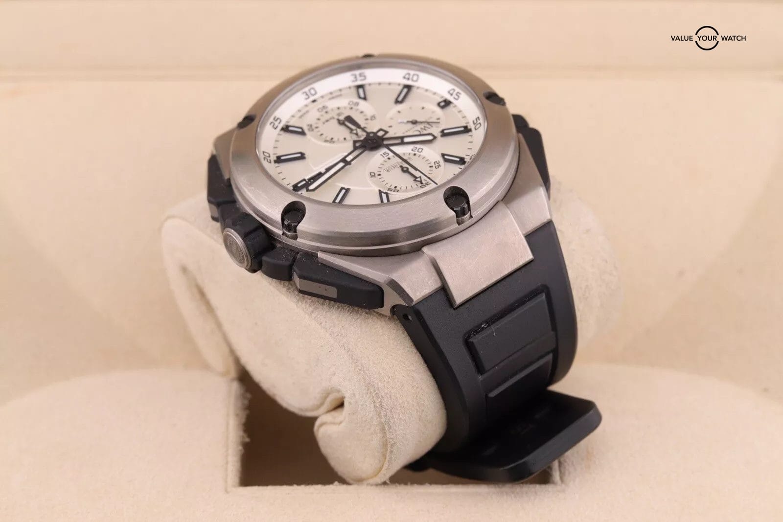 IWC Ingenieur Silver Men's Baton Indexes Dial Watch - IW386501 - Image 14