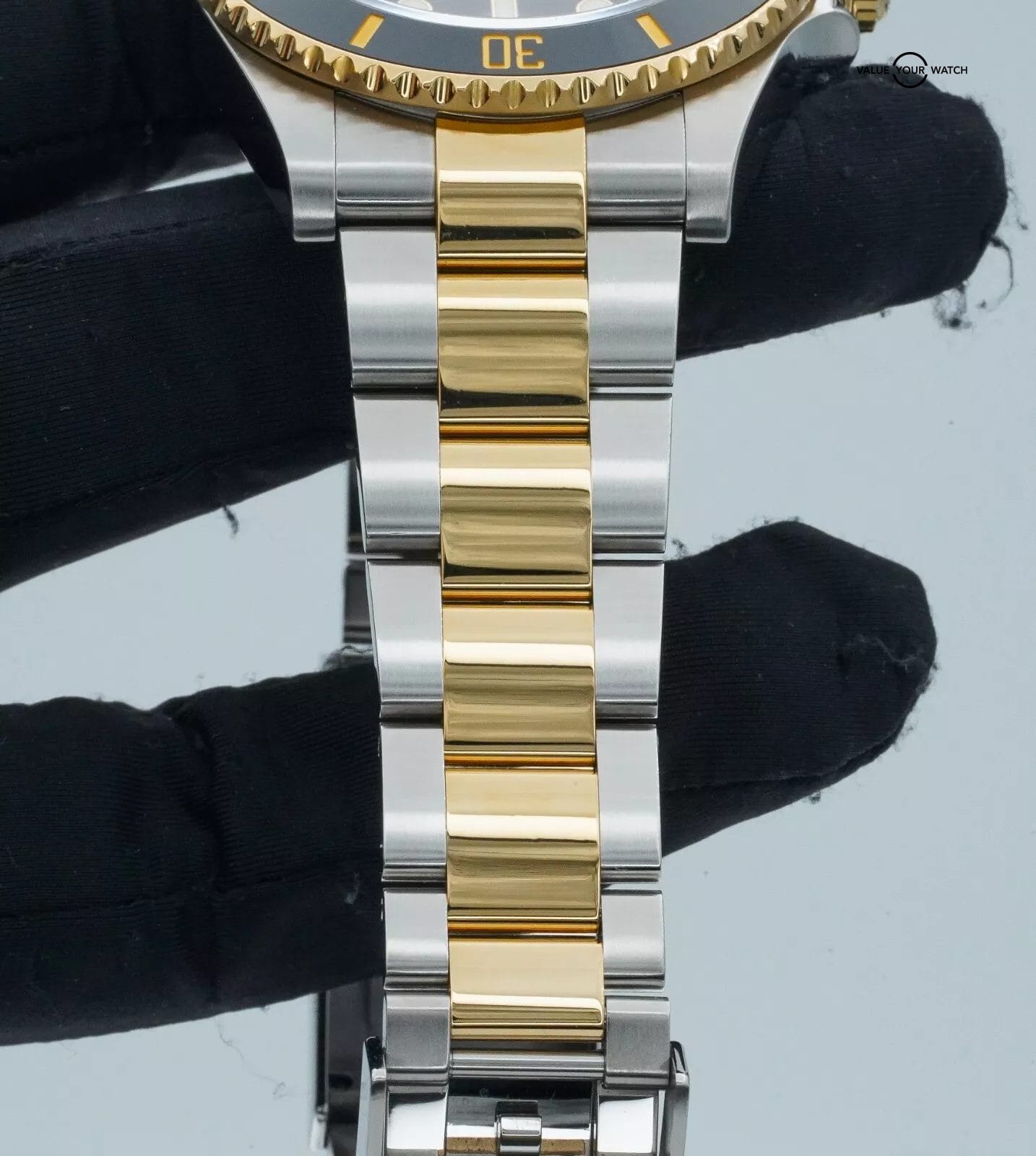 Rolex Submariner Date 41mm Black Dial 126613LN 18K Yellow Gold and SS - Image 13