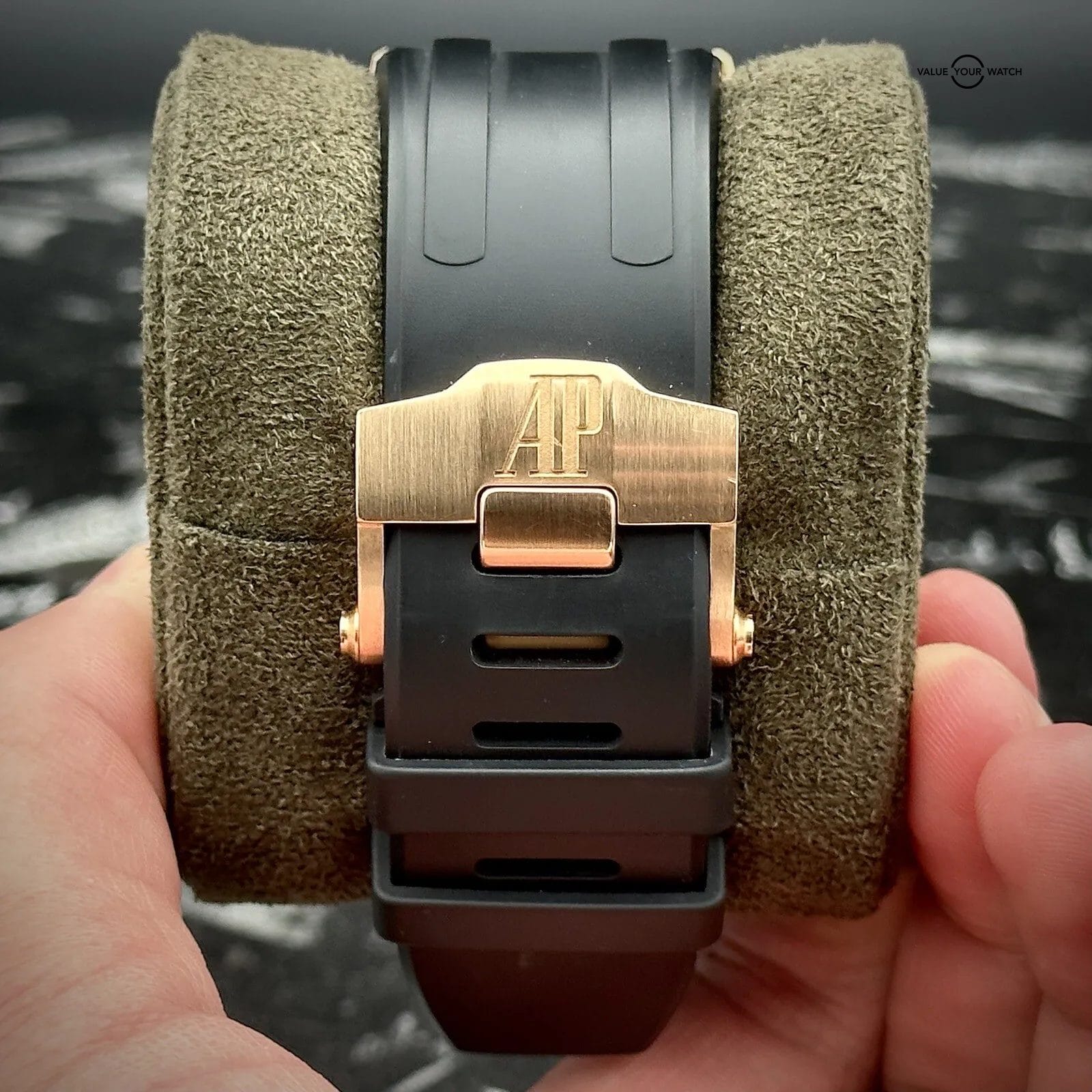 Audemars Piguet Royal Oak Offshore Team Alinghi 26062OR.OO.A002CA.01 Rose Gold - Image 4