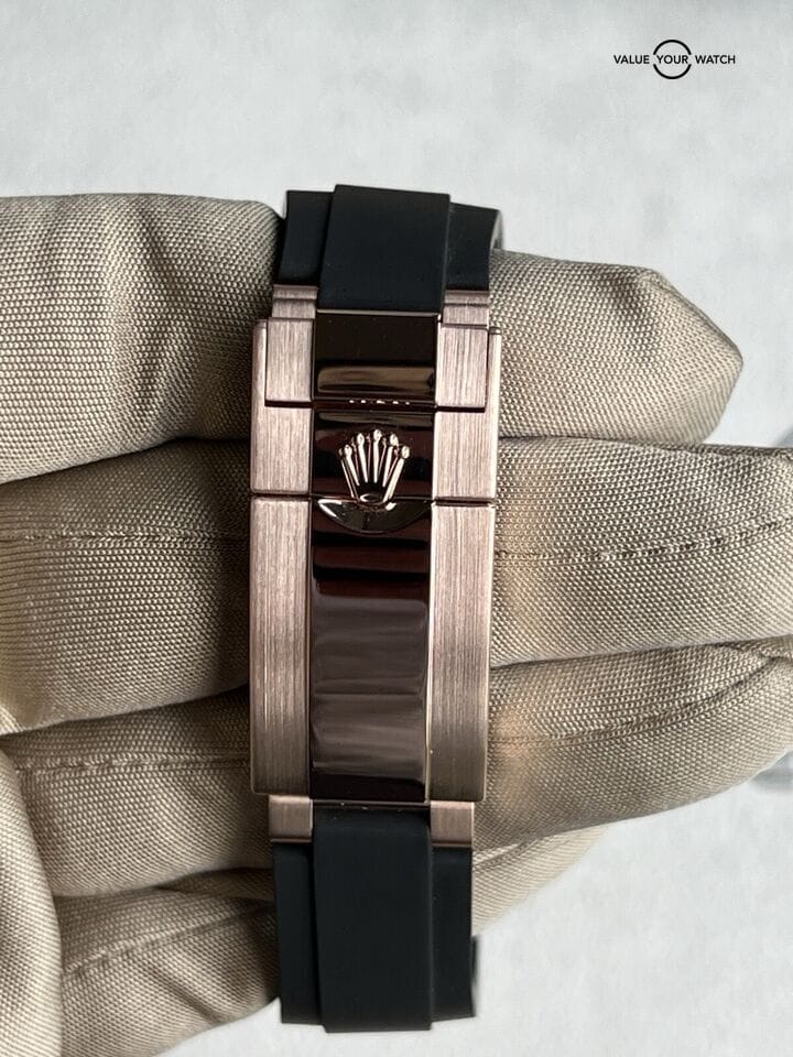 Rolex Daytona Rose Gold 116515 40mm Black Dial Oysterflex 2021 Box And Papers - Image 5