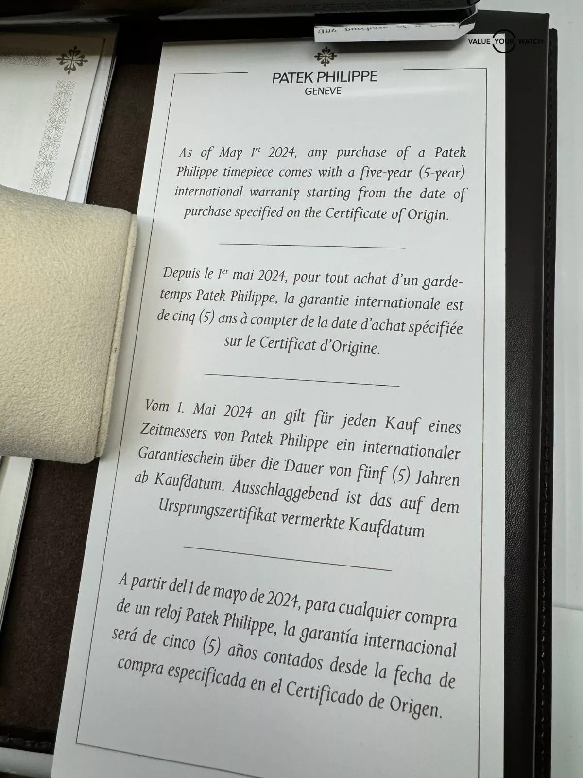 May 2024 Patek Philippe Calatrava 6007G-011 White Gold Blue Accents Carbon Dial - Image 4