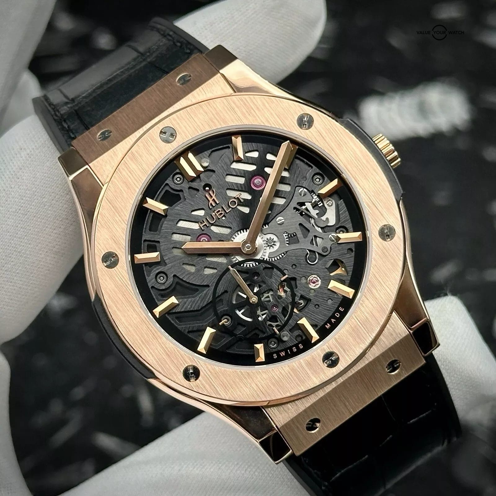 Hublot Classic Fusion Aero Fusion Skeleton Ultra Thin 515.0X.0180.LR Rose Gold