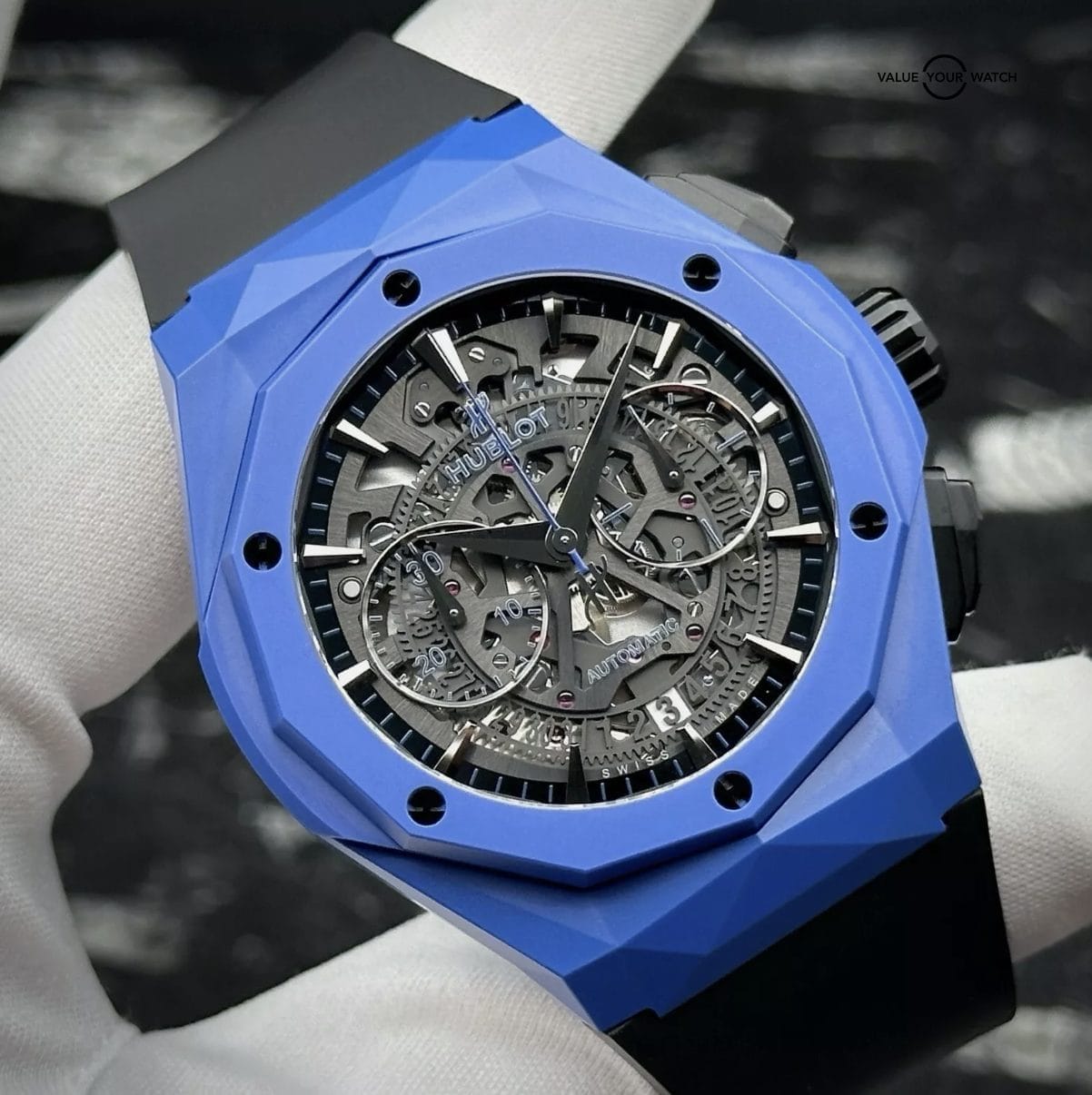 Hublot Classic Fusion Aerofusion Chronograph Orlinski 525.EX.0179.RX.ORL18 Blue