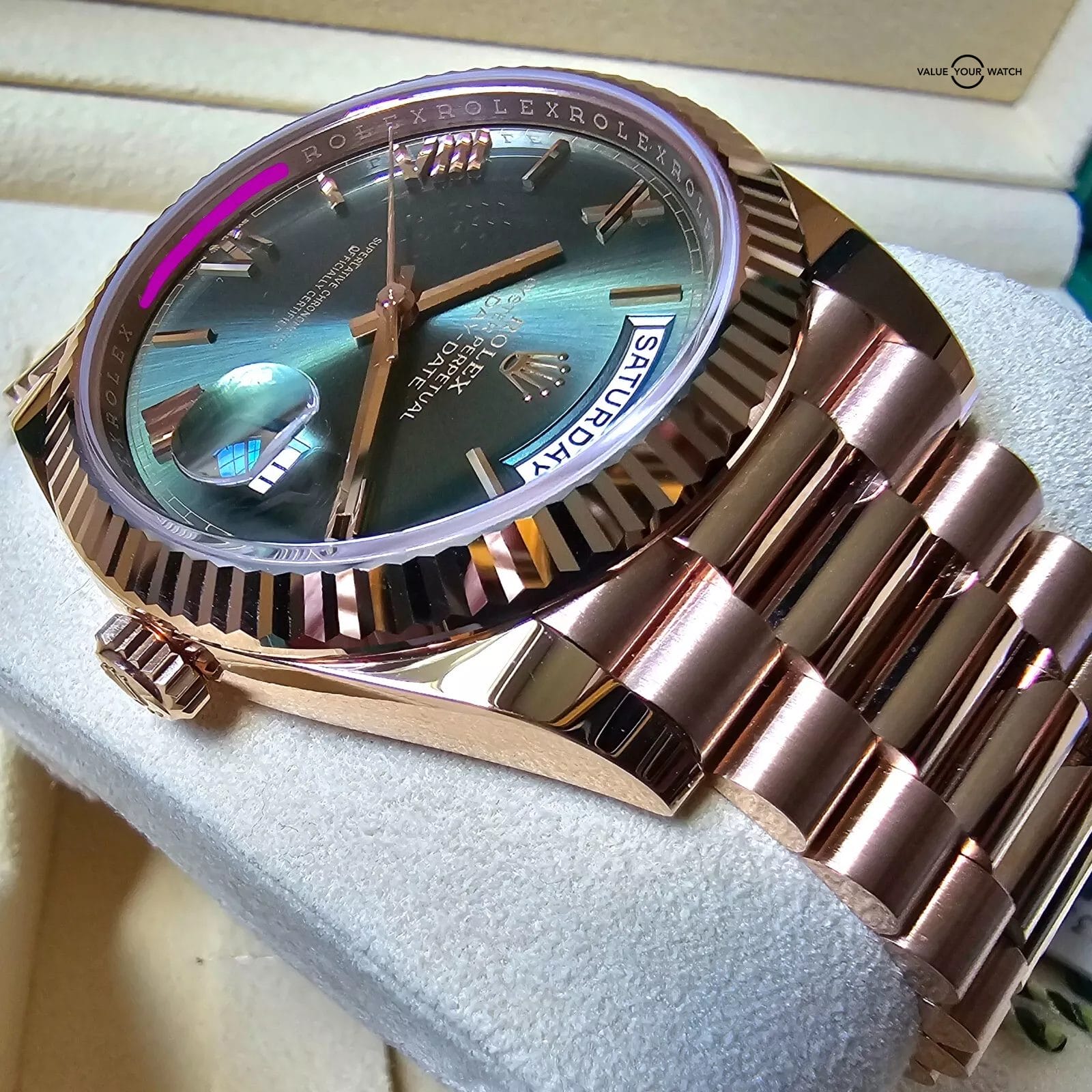 Rolex Day-Date 40mm Olive Dial in Rose Gold 228235 President DD40 Full set! - Image 4