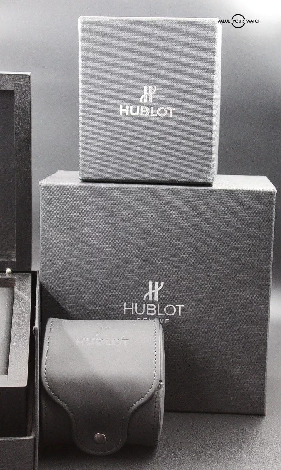 Hublot Classic Fusion Chronograph 42mm Black Dial Titanium 540.NX.1170.NX - Image 2