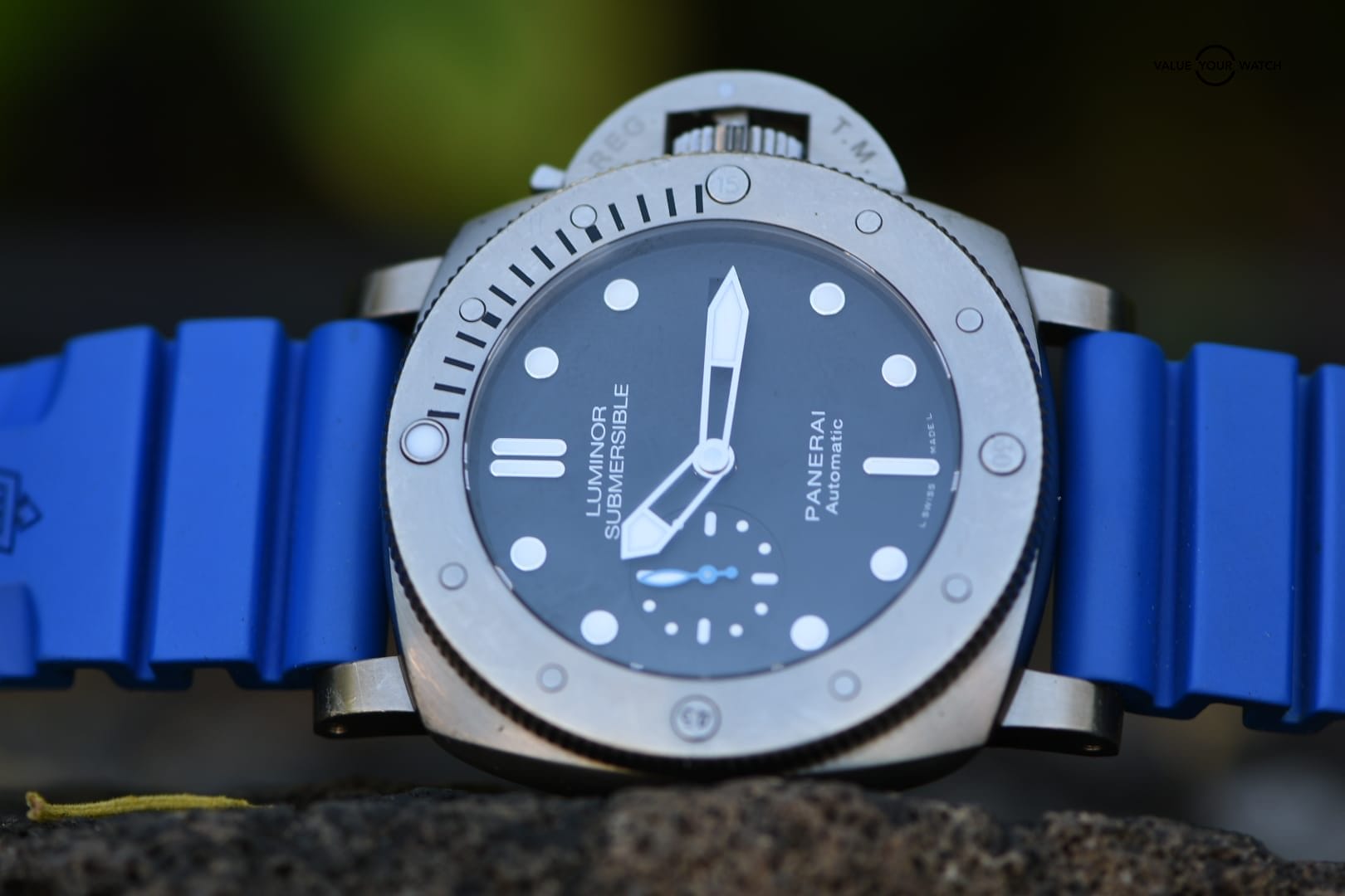 Panerai Submersible 1305 Titanium 47mm