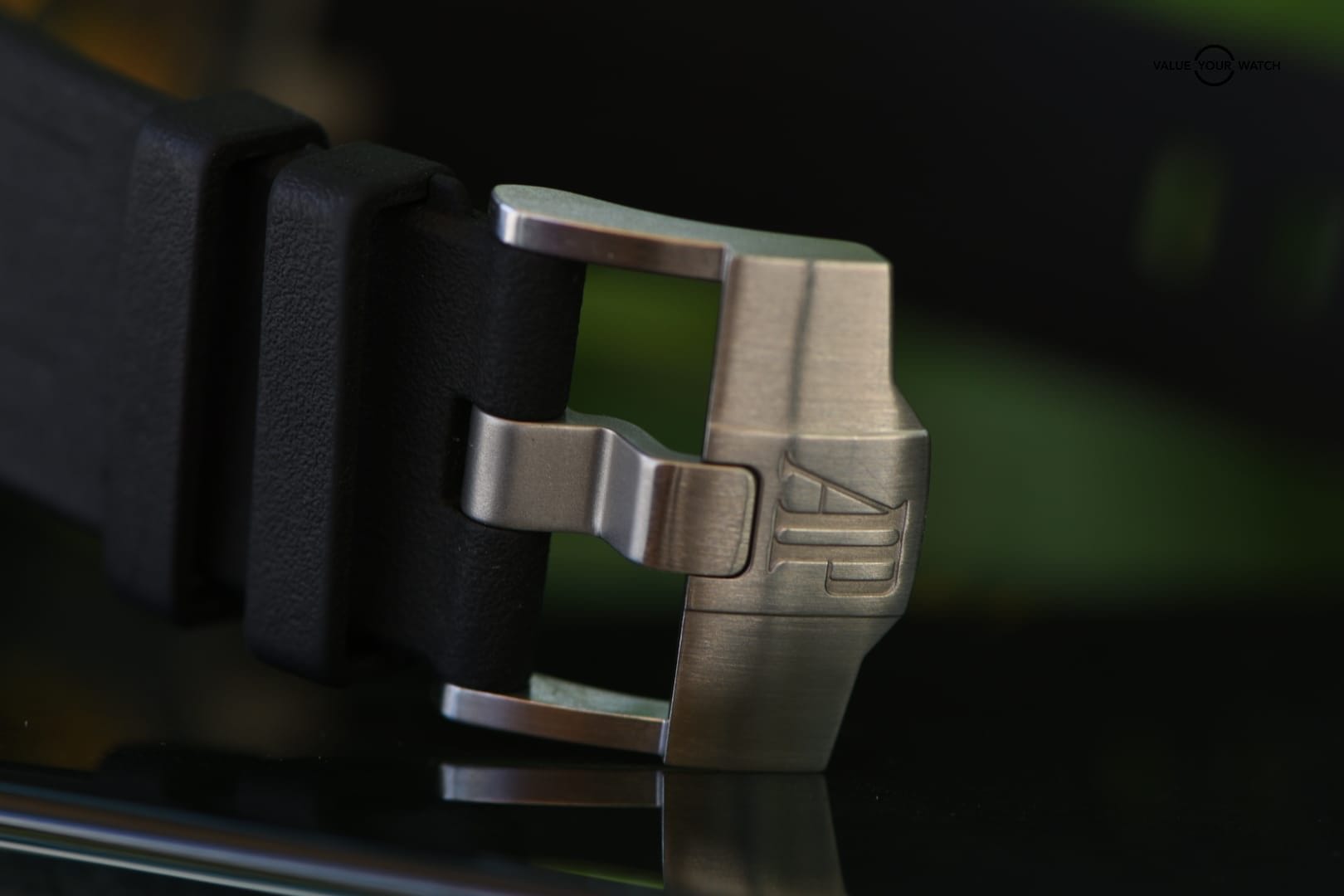 Audemars Piguet Royal Oak Offshore Diver White Dial 42mm - 15710ST.OO.A002CA.02 - Image 4