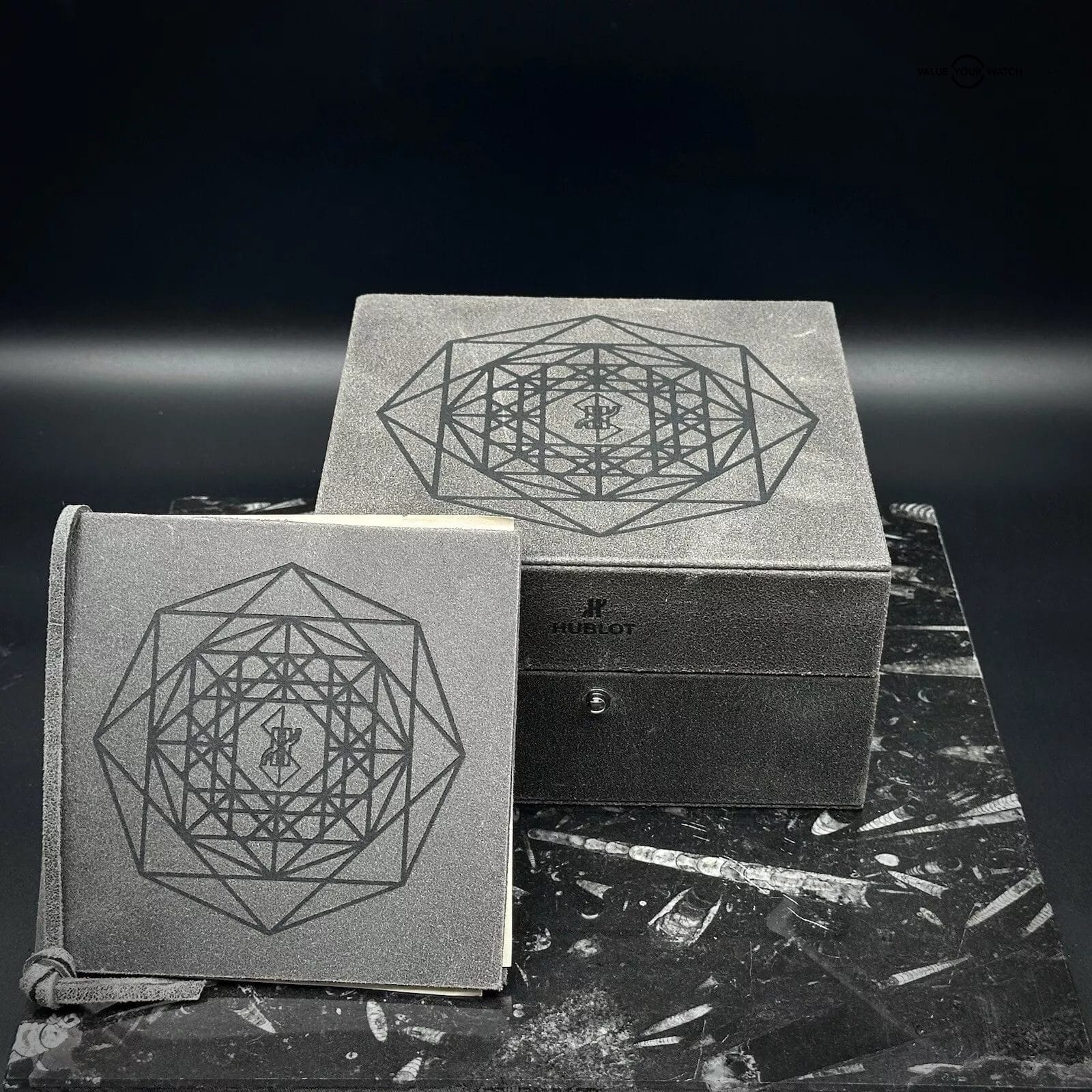 Hublot Big Bang Sang Bleu Titanium 1/200 415.NX.2027.VR.MXM18 White Box/Papers - Image 4