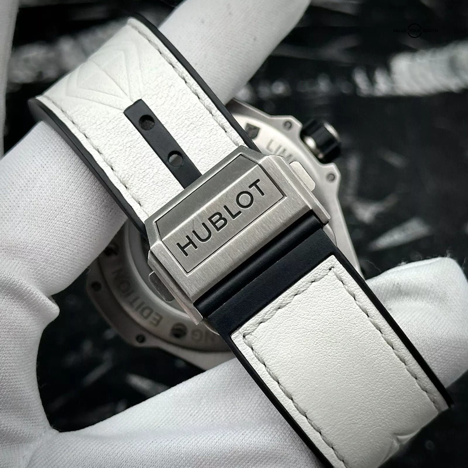 Hublot Big Bang Sang Bleu Titanium 1/200 415.NX.2027.VR.MXM18 White Box/Papers - Image 9