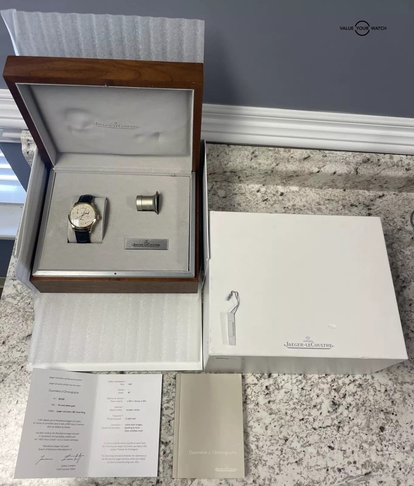 Jaeger LeCoultre Duometre Chronograph 18K Yellow Gold Q6011420! - Image 3