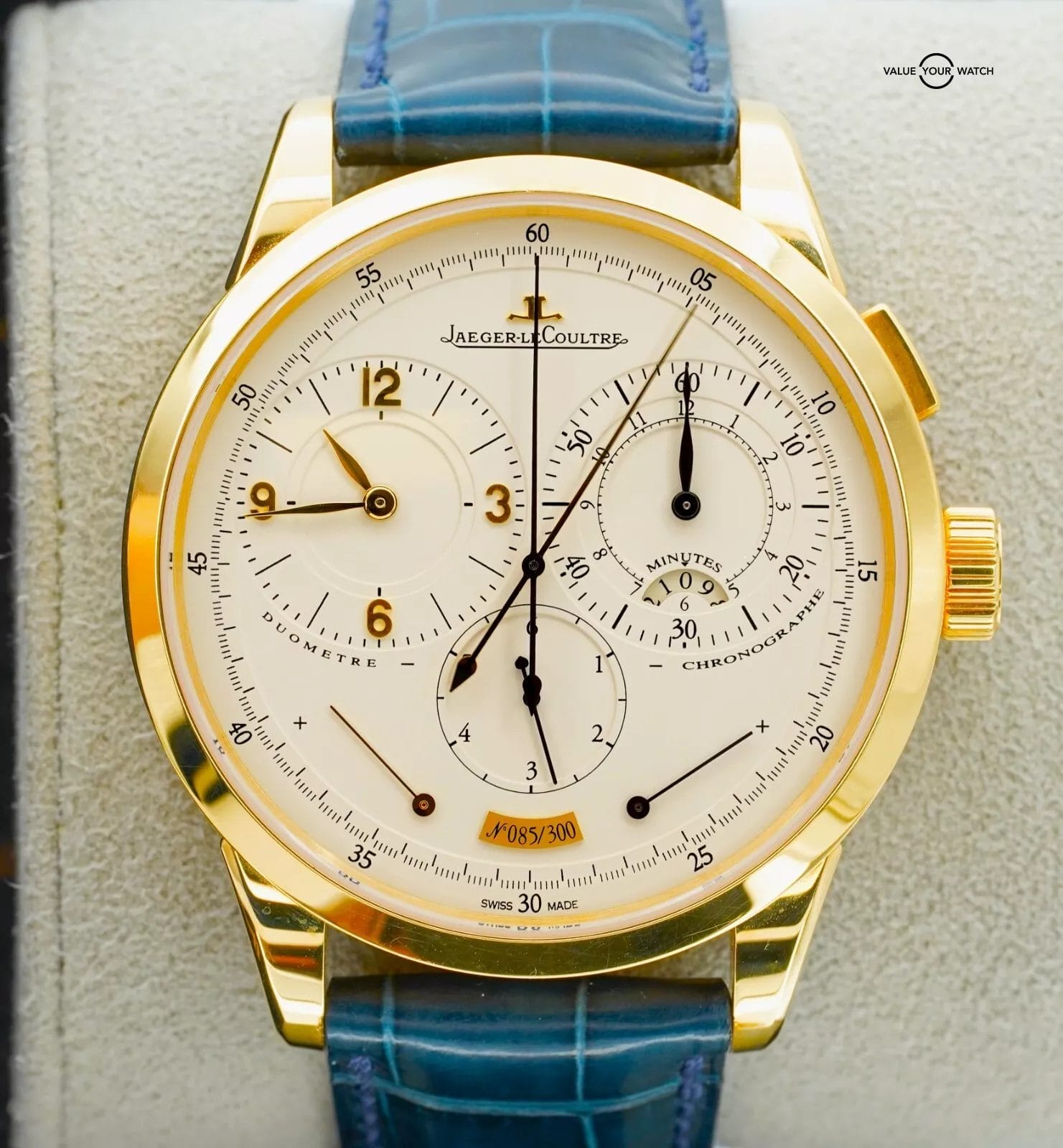 Jaeger LeCoultre Duometre Chronograph 18K Yellow Gold Q6011420! - Image 5