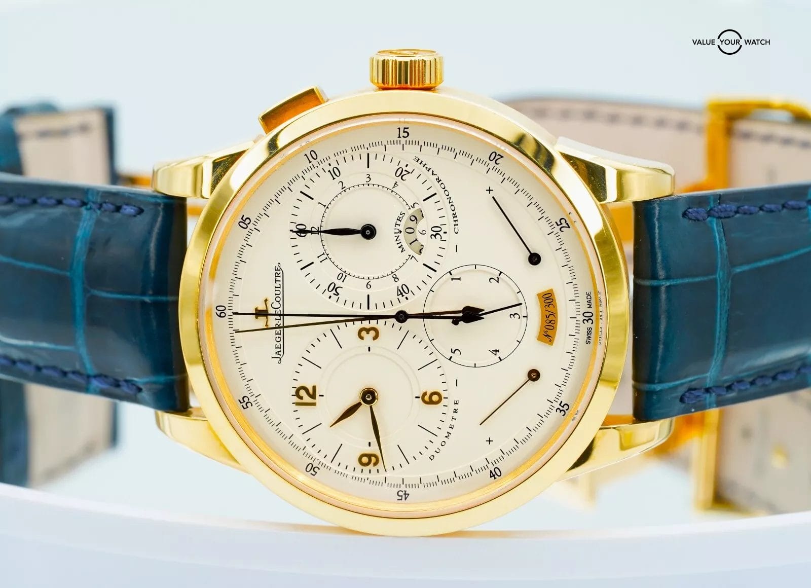 Jaeger LeCoultre Duometre Chronograph 18K Yellow Gold Q6011420! - Image 6