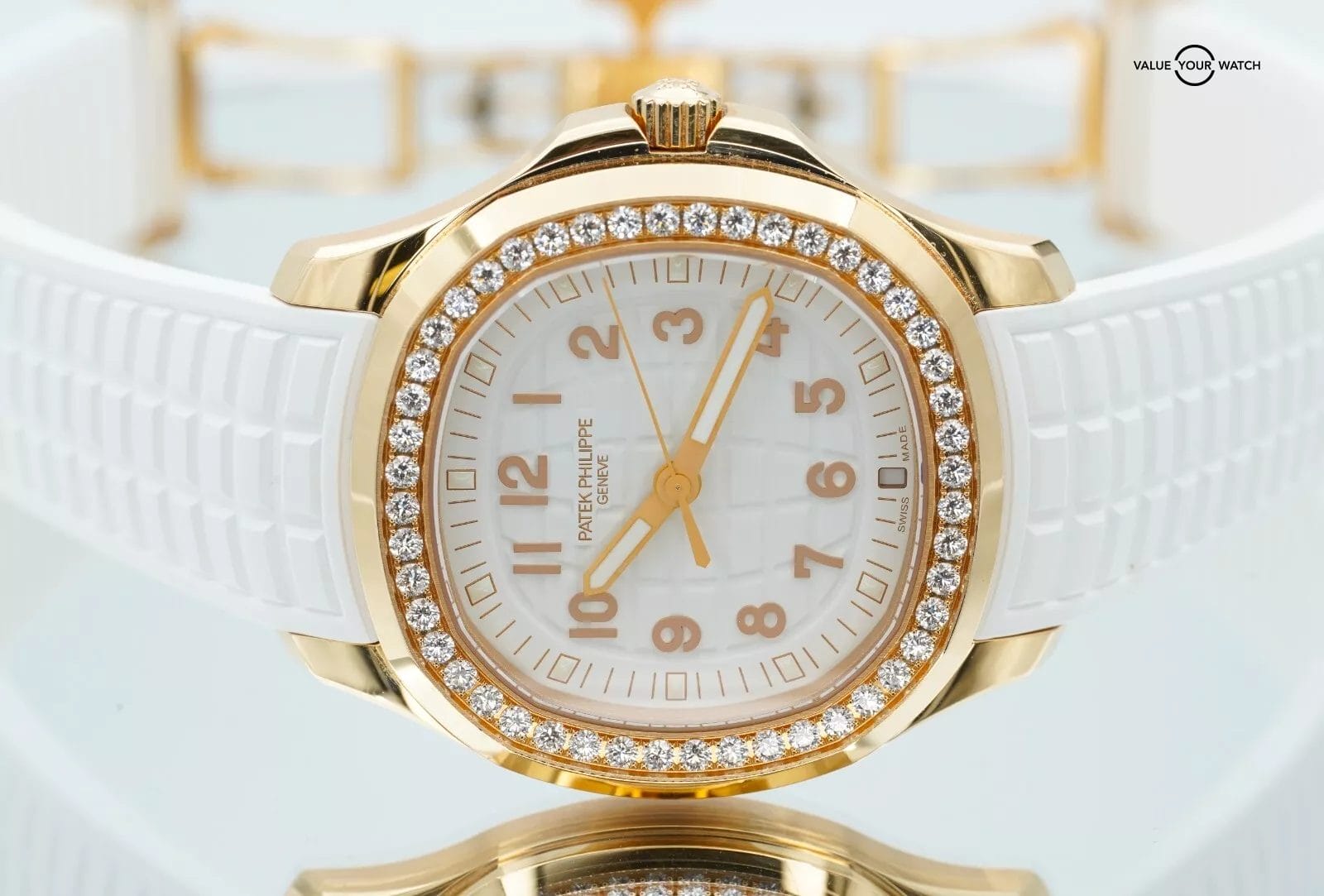 Patek Philippe Aquanaut Luce Travel 5269/200R-001 White Dial BOXES/PAPERS! - Image 5