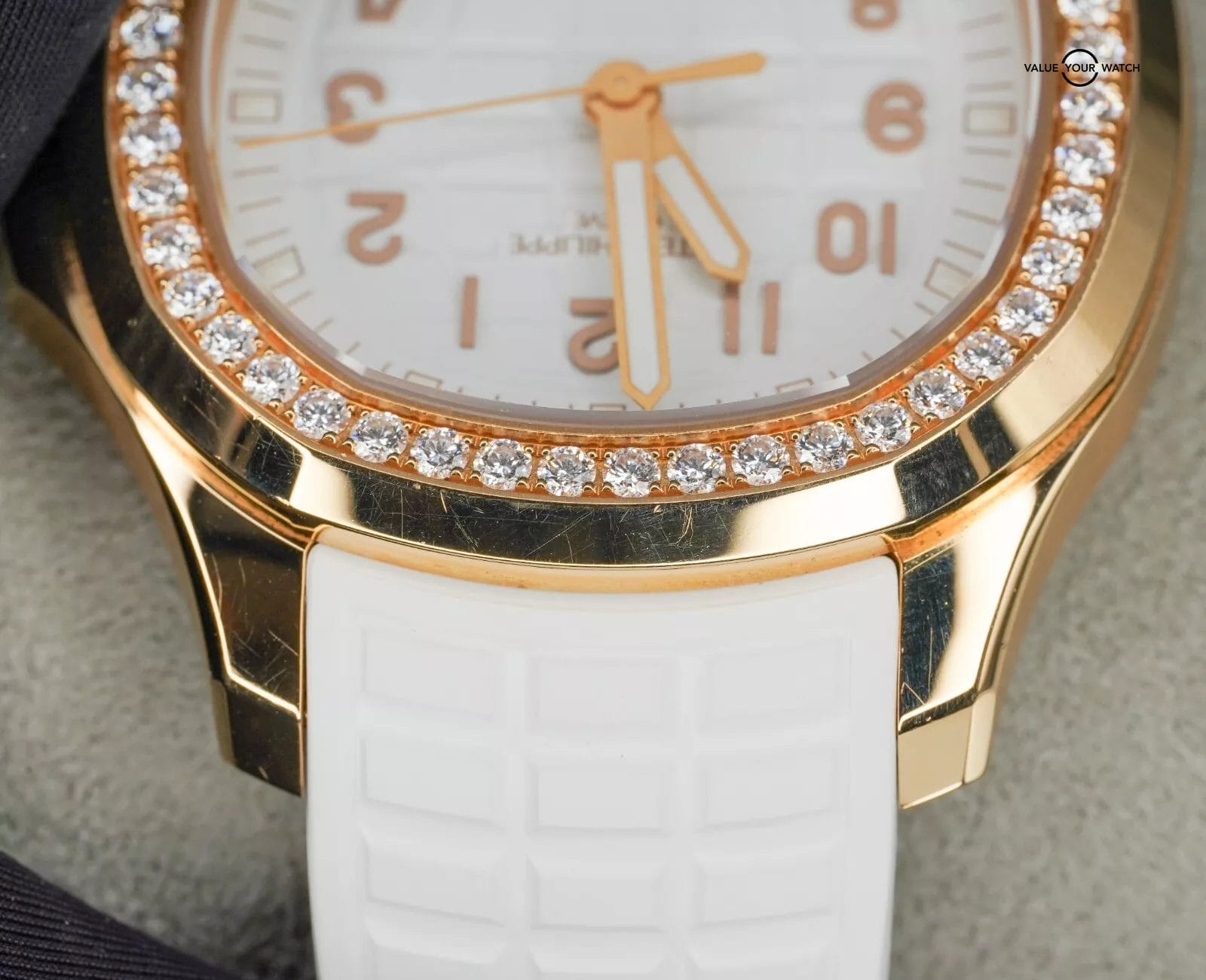 Patek Philippe Aquanaut Luce Travel 5269/200R-001 White Dial BOXES/PAPERS! - Image 9