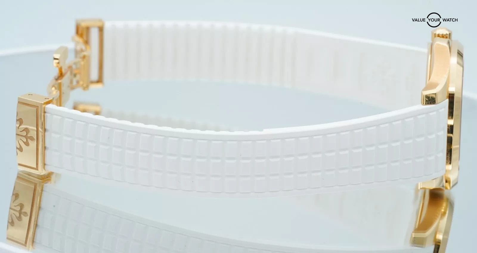 Patek Philippe Aquanaut Luce Travel 5269/200R-001 White Dial BOXES/PAPERS! - Image 12