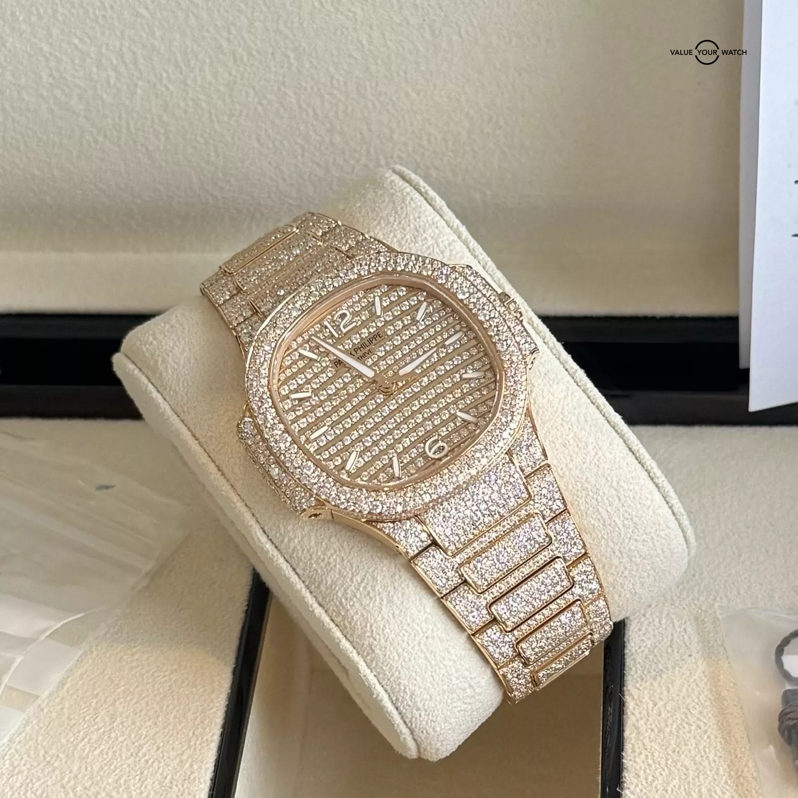 2024 Patek Philippe Nautilus Paved Factory Diamond Rose Gold 35mm 7118/1450R-001 - Image 2