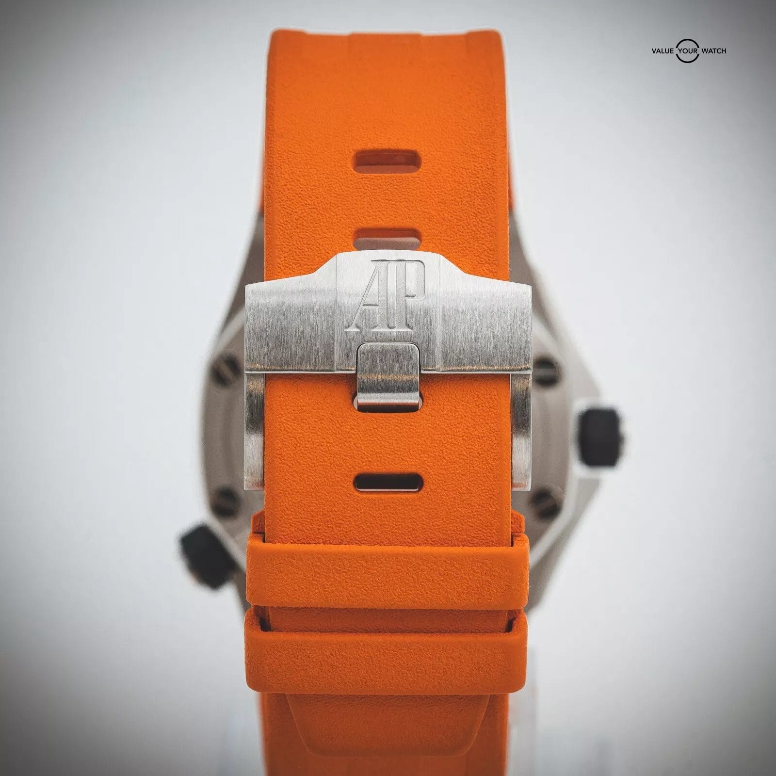 Audemars Piguet Royal Oak Offshore Diver Tangerine Orange 15710ST.OO.A070CA.01 - Image 7