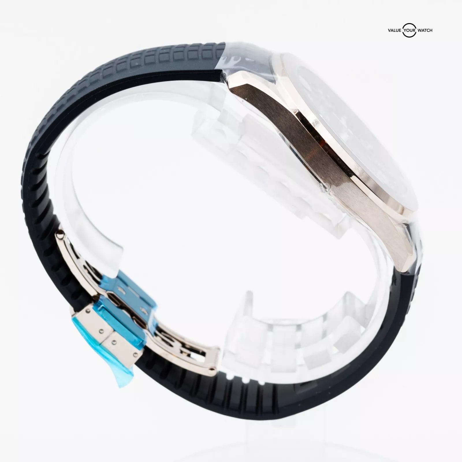 NEW 2024 Patek Philippe Aquanaut 5168G-001 Blue Dial 42mm FULL SET w/ STICKERS - Image 8