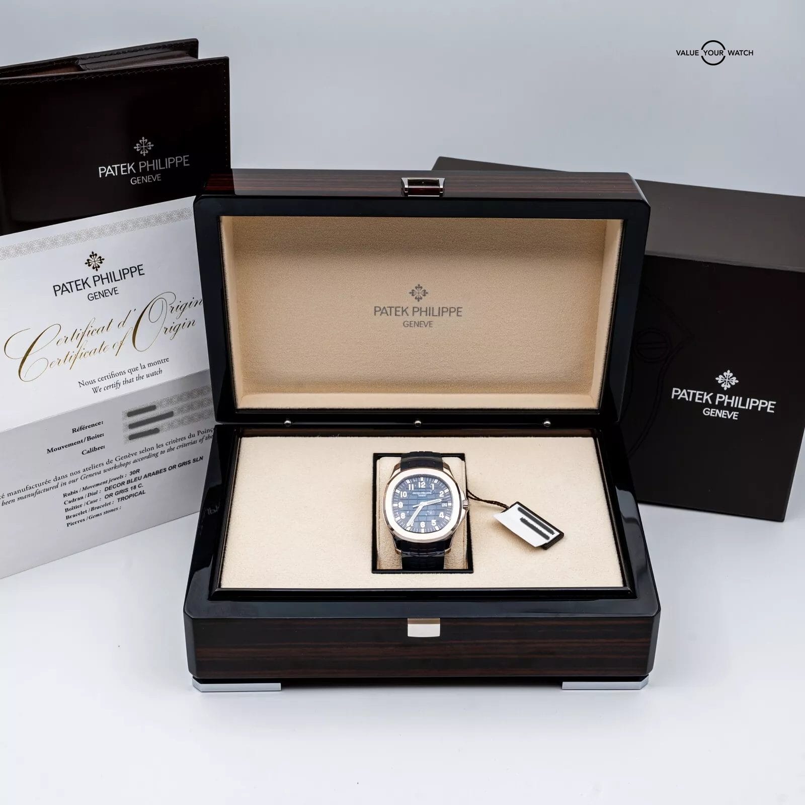 NEW 2024 Patek Philippe Aquanaut 5168G-001 Blue Dial 42mm FULL SET w/ STICKERS - Image 12