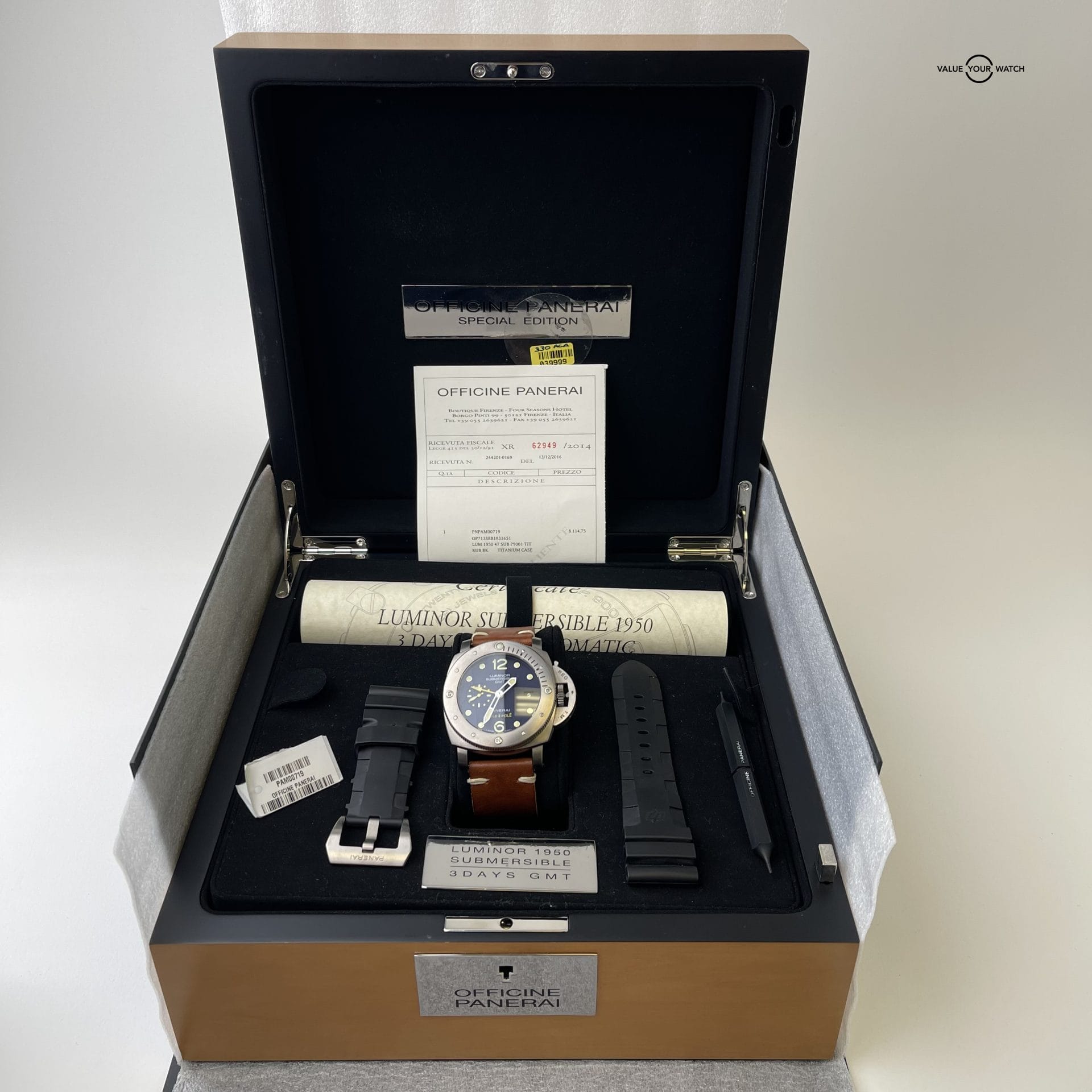 Panerai Luminor Submersible 1950 3 Days GMT Automatic Titanio 'Pole 2 Pole' PAM00719 - Image 3