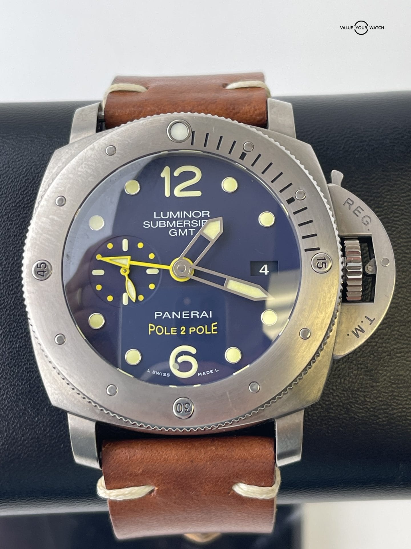 Panerai Luminor Submersible 1950 3 Days GMT Automatic Titanio 'Pole 2 Pole' PAM00719 - Image 4
