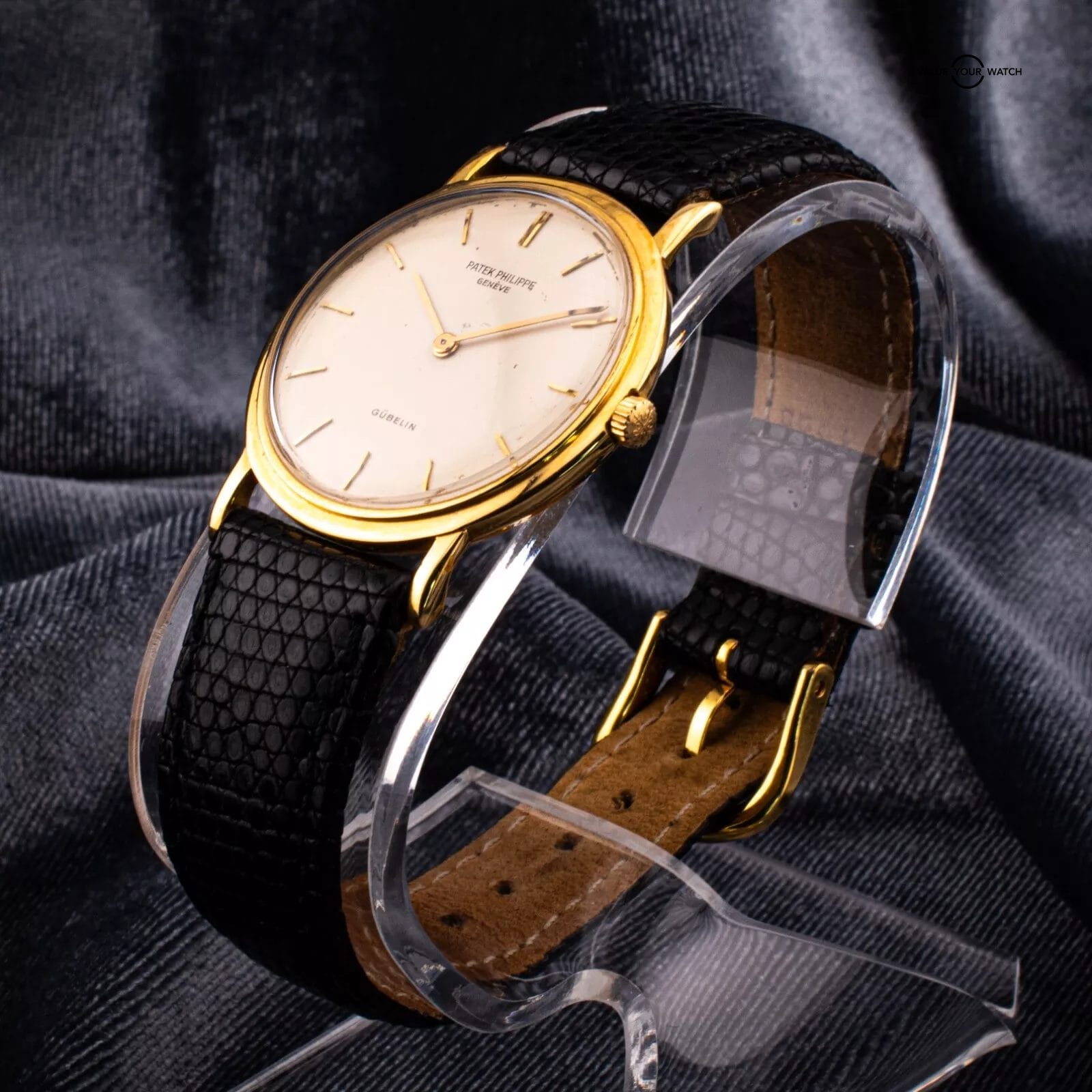 Patek Phillipe Calatrava co-signed Gubelin white dial in 18K gold, Ref. 3520J - Image 2