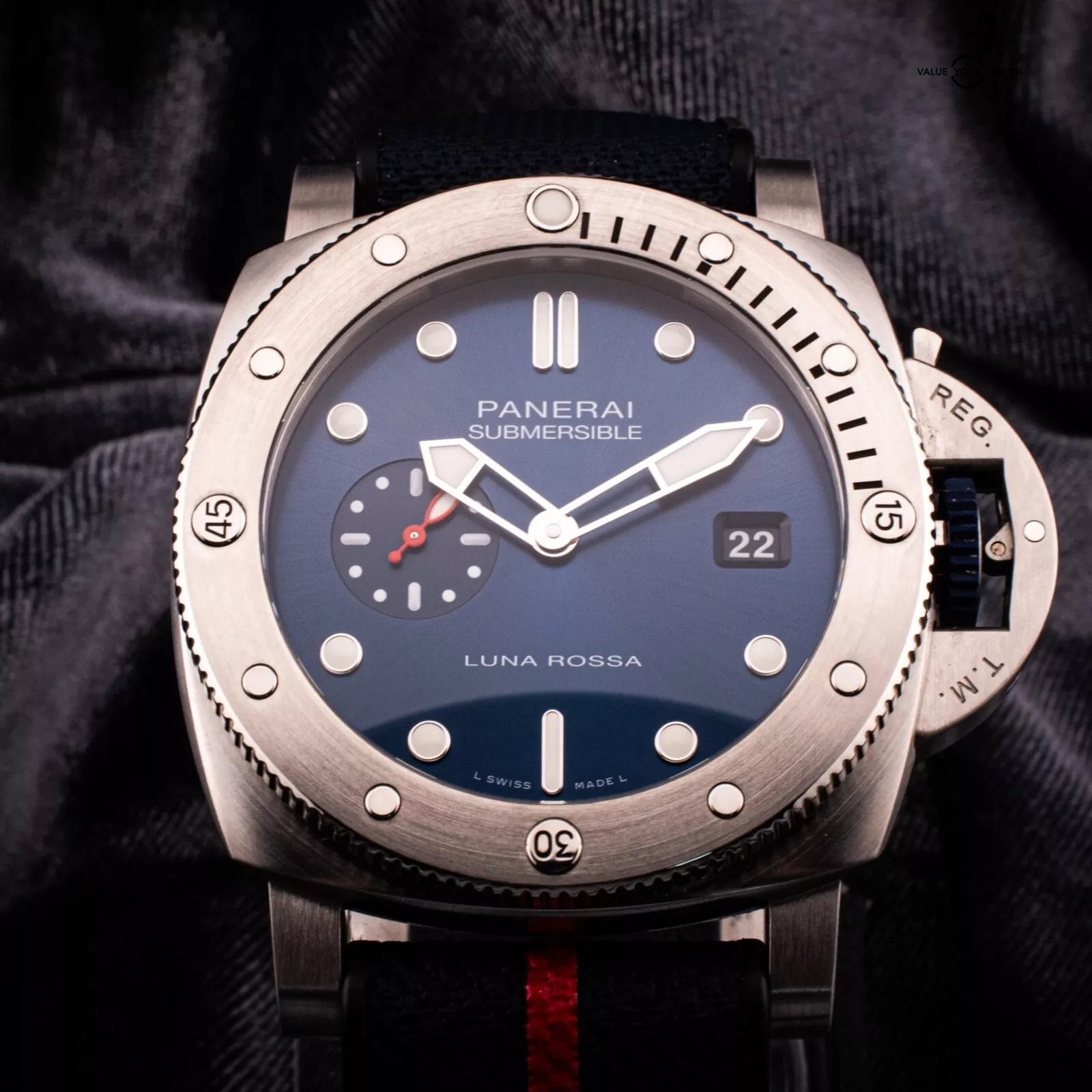Panerai Submersible Luna Rossa Automatic Limited Edition Watch, PAM01391