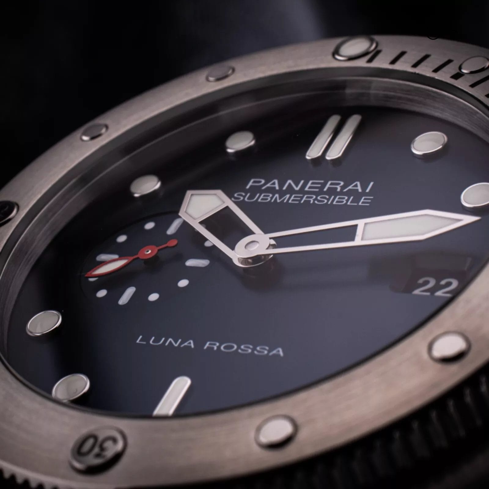 Panerai Submersible Luna Rossa Automatic Limited Edition Watch, PAM01391 - Image 12