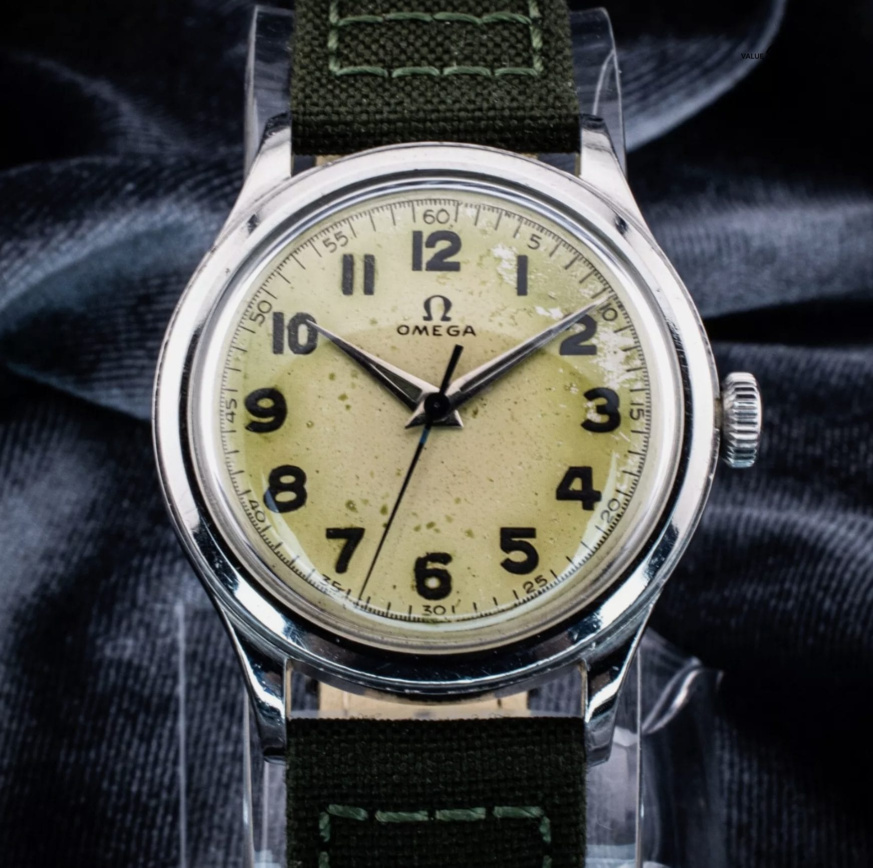 Serviced Omega 1944 Military Watch 2179 with Patina Dial and 30 T2 Movement