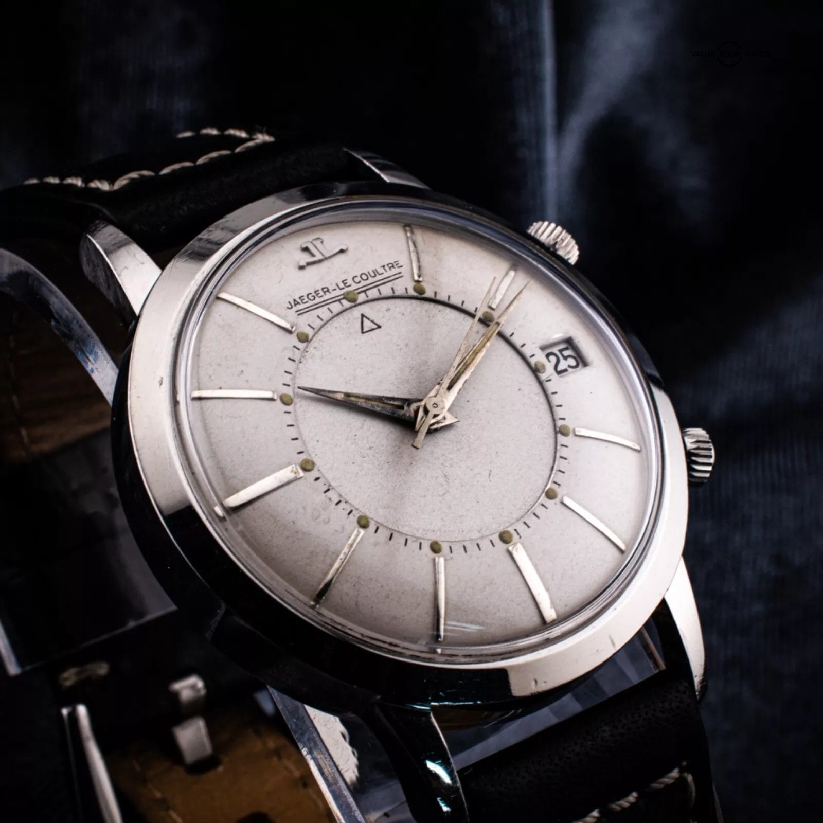 Serviced Vintage Jaeger-LeCoultre JLC Memovox Alarm Watch, cal. 825 - Image 9