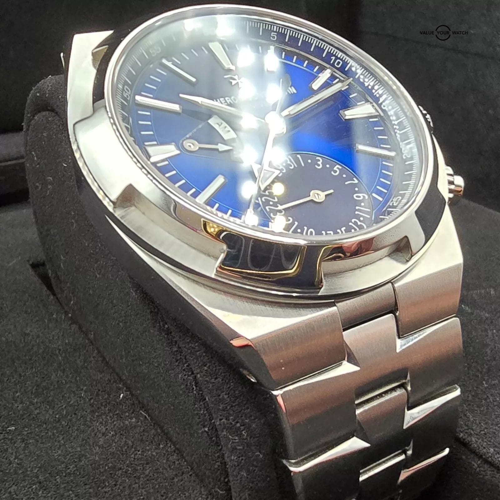 Vacheron Constantin Overseas Dual Time Blue Dial 7900V- Full set 2021! - Image 8