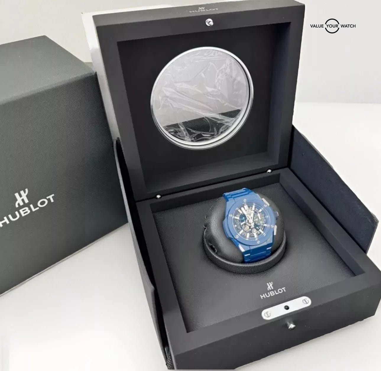 Hublot Big Bang Integrated Blue Ceramic 42MM & Bracelet - Complete Set - Image 6