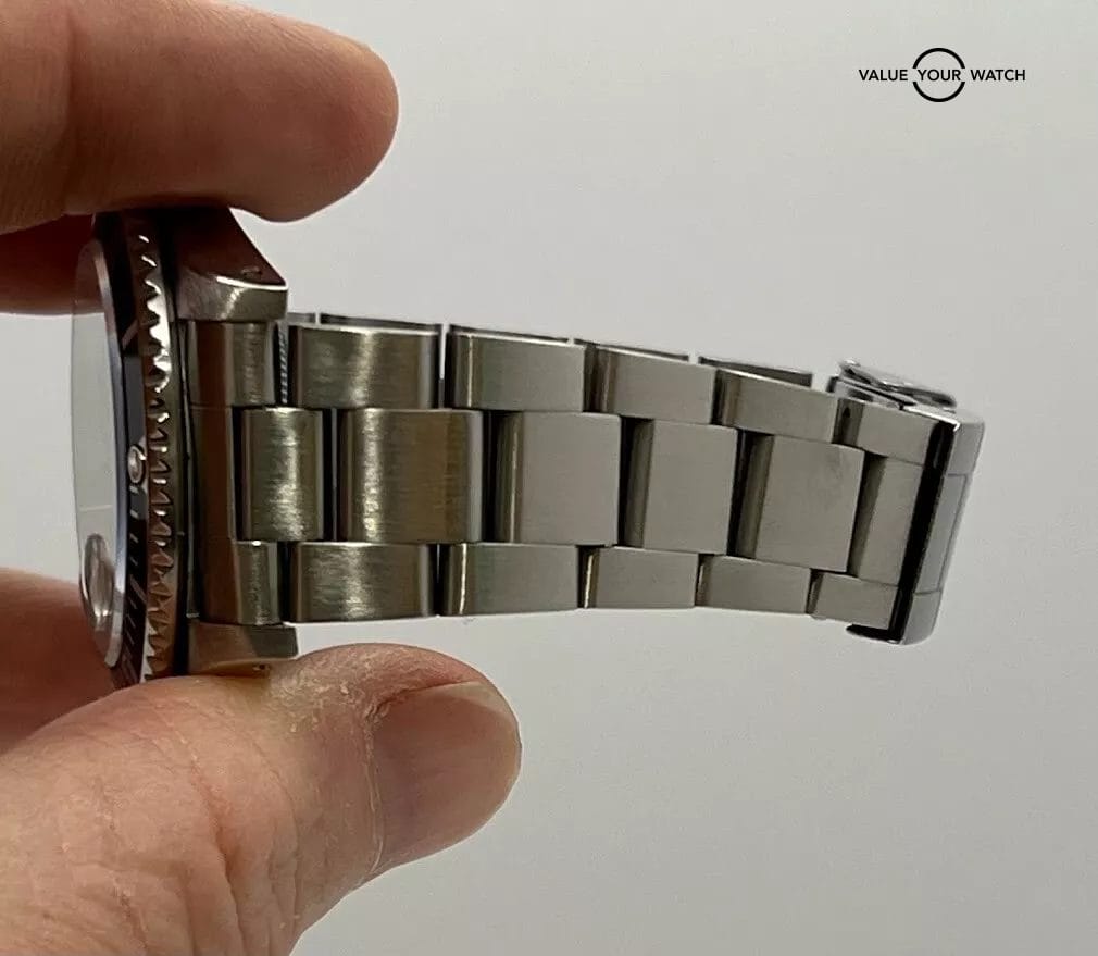 Rolex Submariner Date 16610 40mm 1998 Box Papers Fresh Service - Image 8