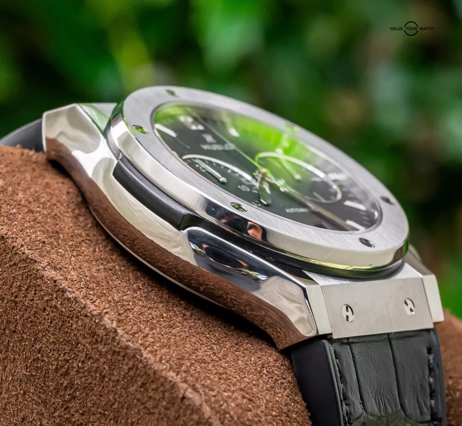 Hublot Classic Fusion Chronograph Titanium 45 mm Black Complete 521.NX.1171.LR - Image 3