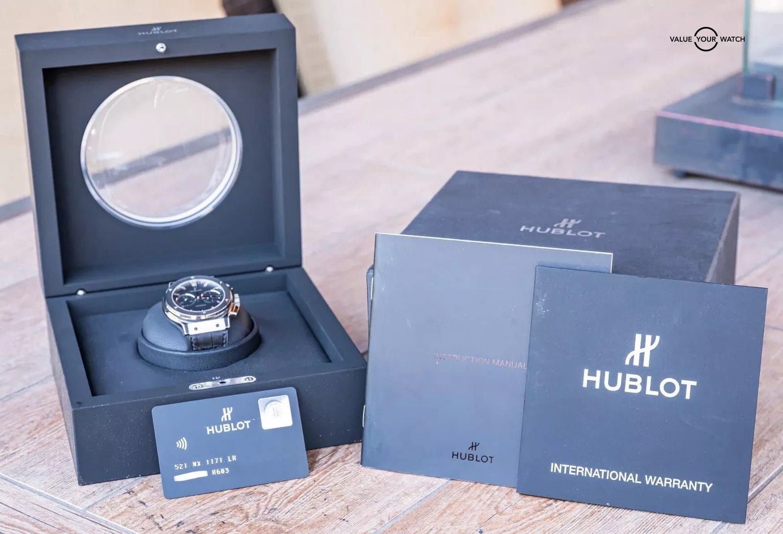 Hublot Classic Fusion Chronograph Titanium 45 mm Black Complete 521.NX.1171.LR - Image 6