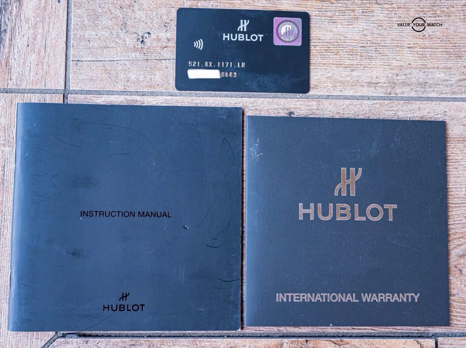 Hublot Classic Fusion Chronograph Titanium 45 mm Black Complete 521.NX.1171.LR - Image 8