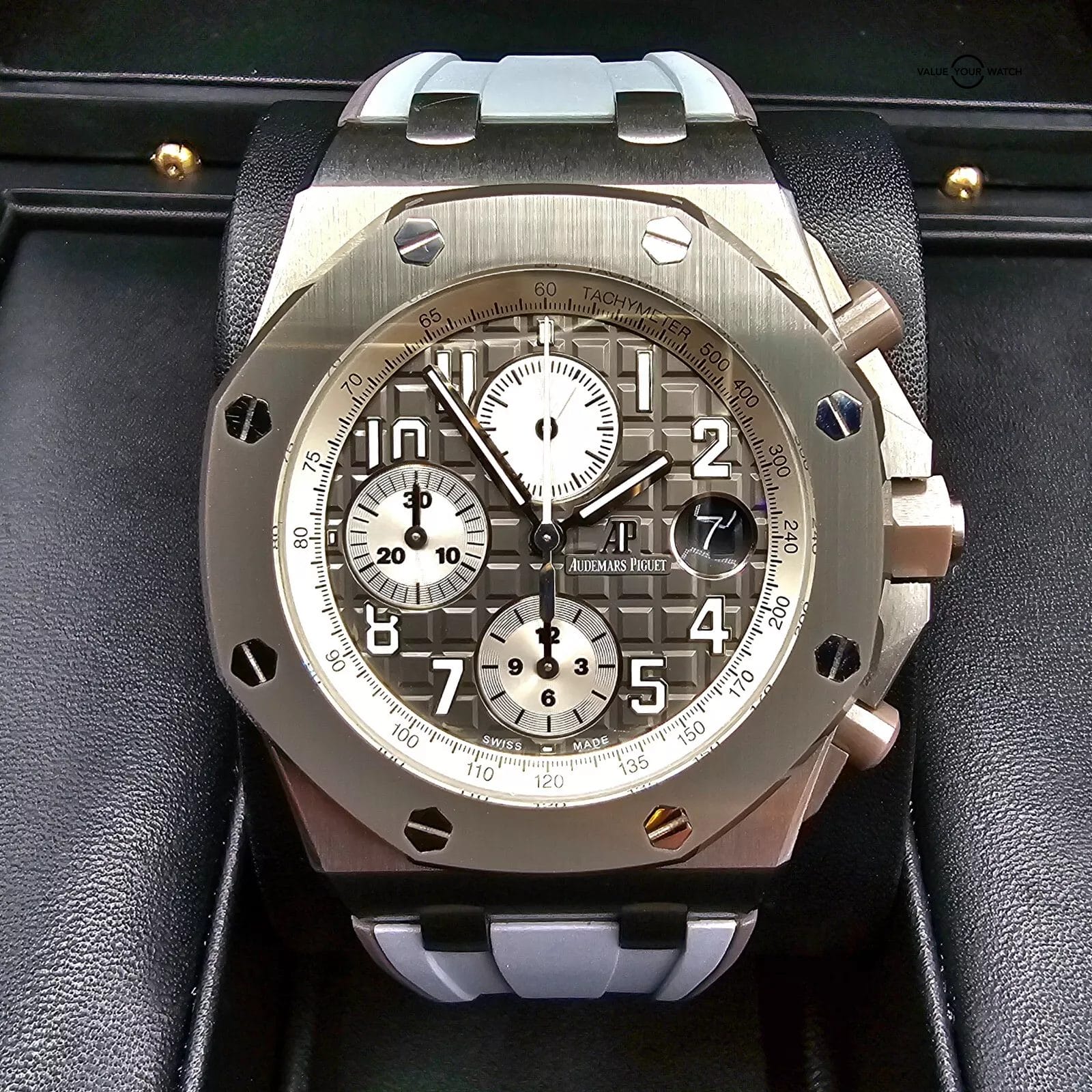 Audemars Piguet Royal Oak Offshore, AP Ghost: Titanium and ceramic, serviced! - Image 11