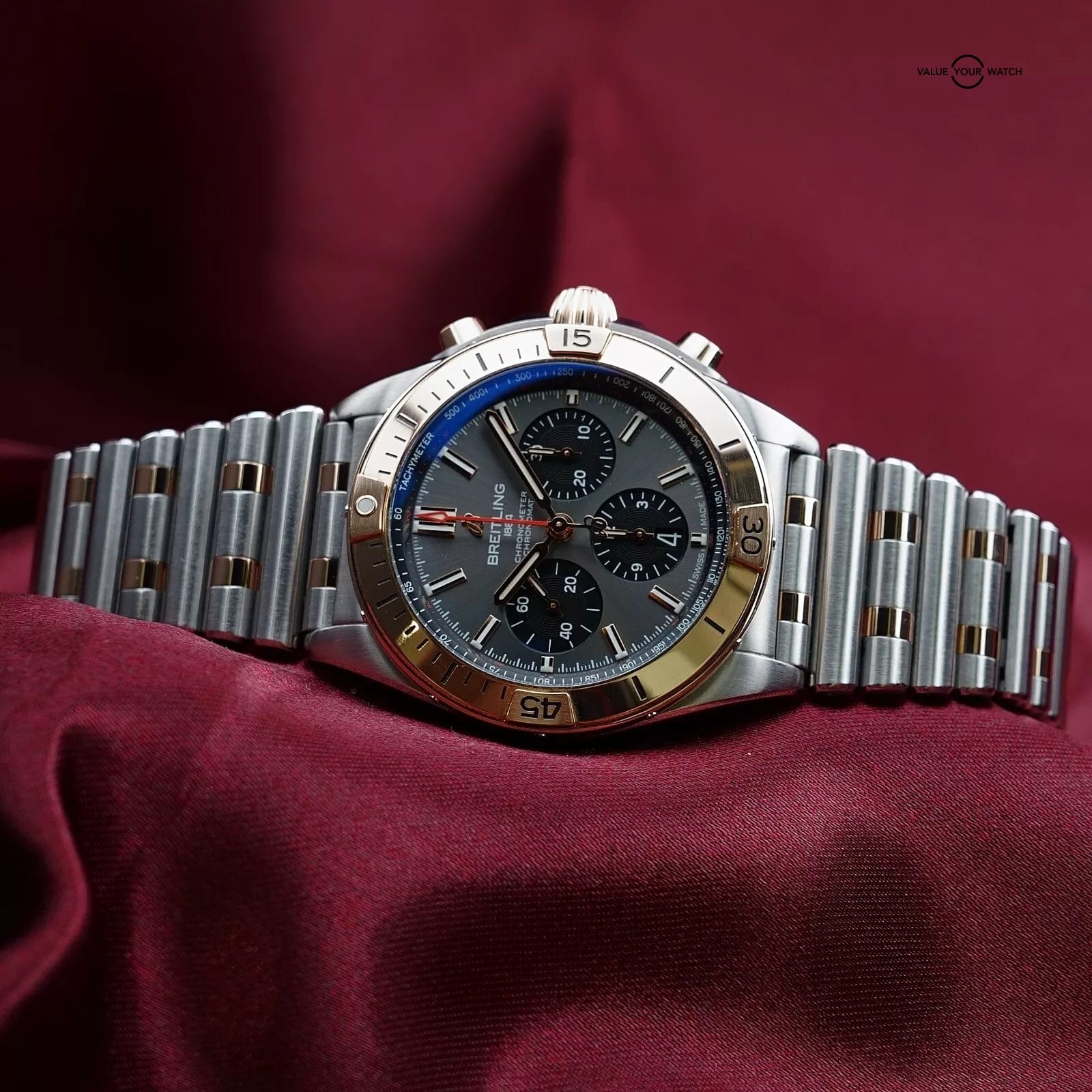 Breitling Chronomat B01 42mm $14k MSRP 18k Gold & Rouleaux Bracelet Steel UB0134 - Image 12