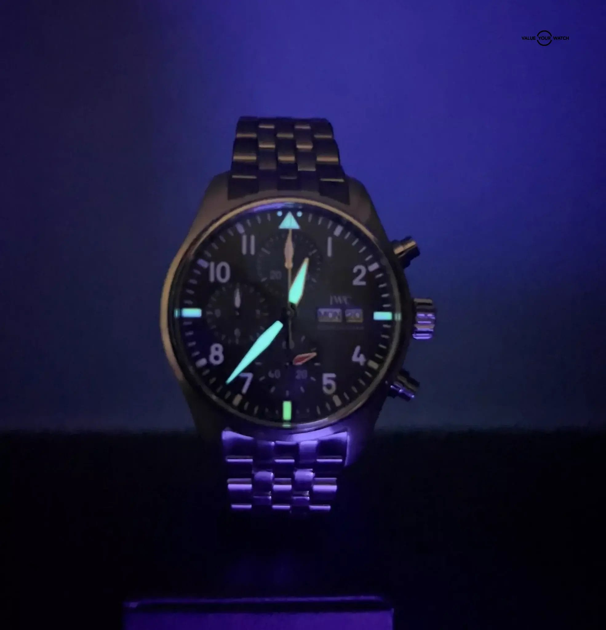 IWC Pilot's Blue Dial Chronograph Men's Watch Box & Papers IW377714 - Image 13