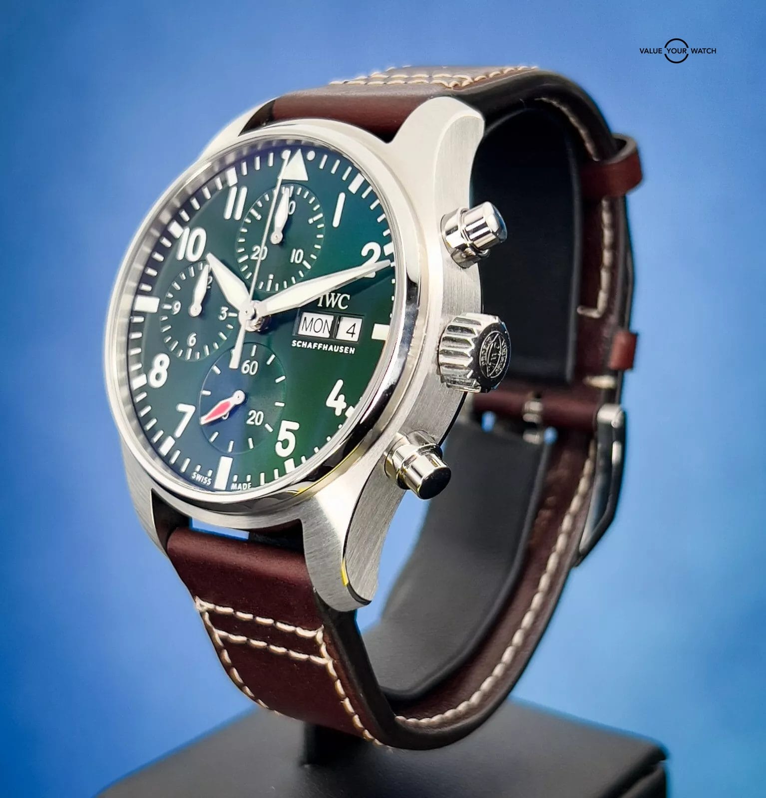 IWC Pilot's Watch GreenDial Chronograph Men's Watch Box & Papers IW388103 - Image 3