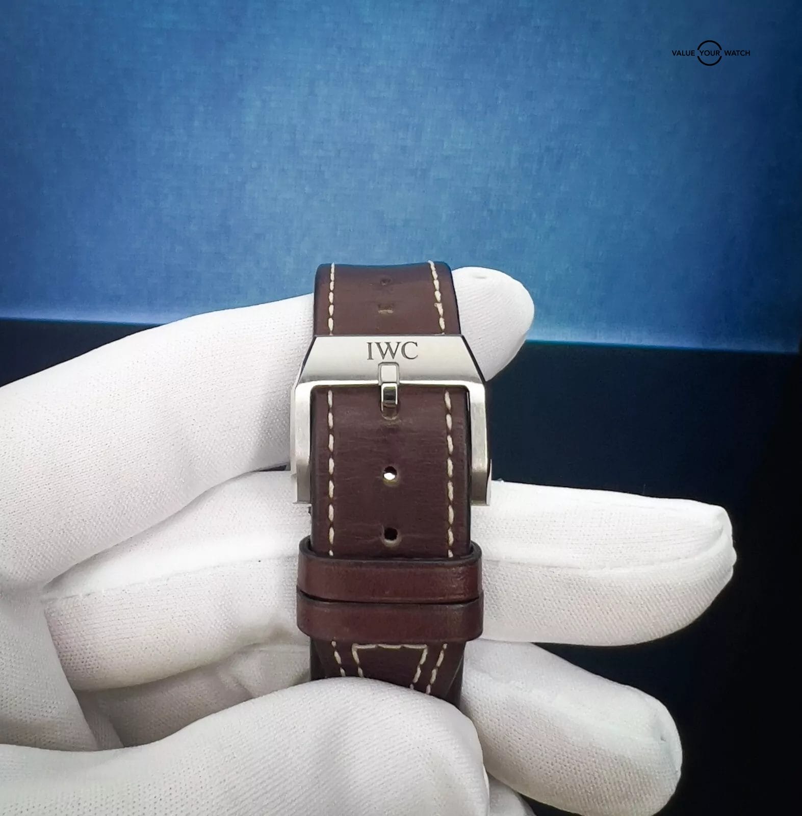 IWC Pilot's Watch GreenDial Chronograph Men's Watch Box & Papers IW388103 - Image 7