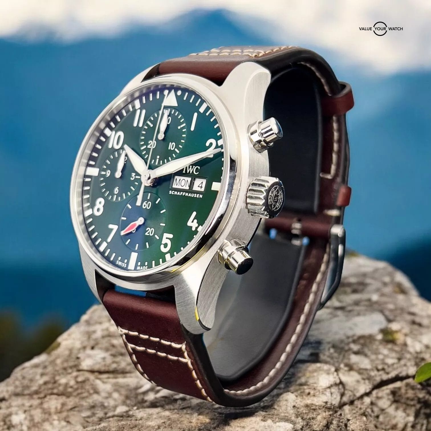 IWC Pilot's Watch GreenDial Chronograph Men's Watch Box & Papers IW388103 - Image 13