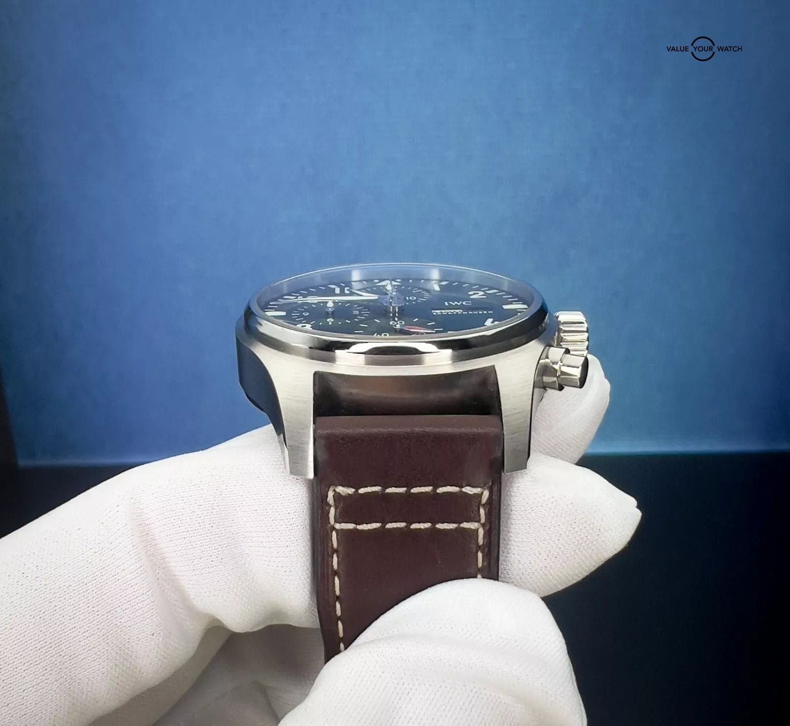 IWC Pilot's Watch GreenDial Chronograph Men's Watch Box & Papers IW388103 - Image 16